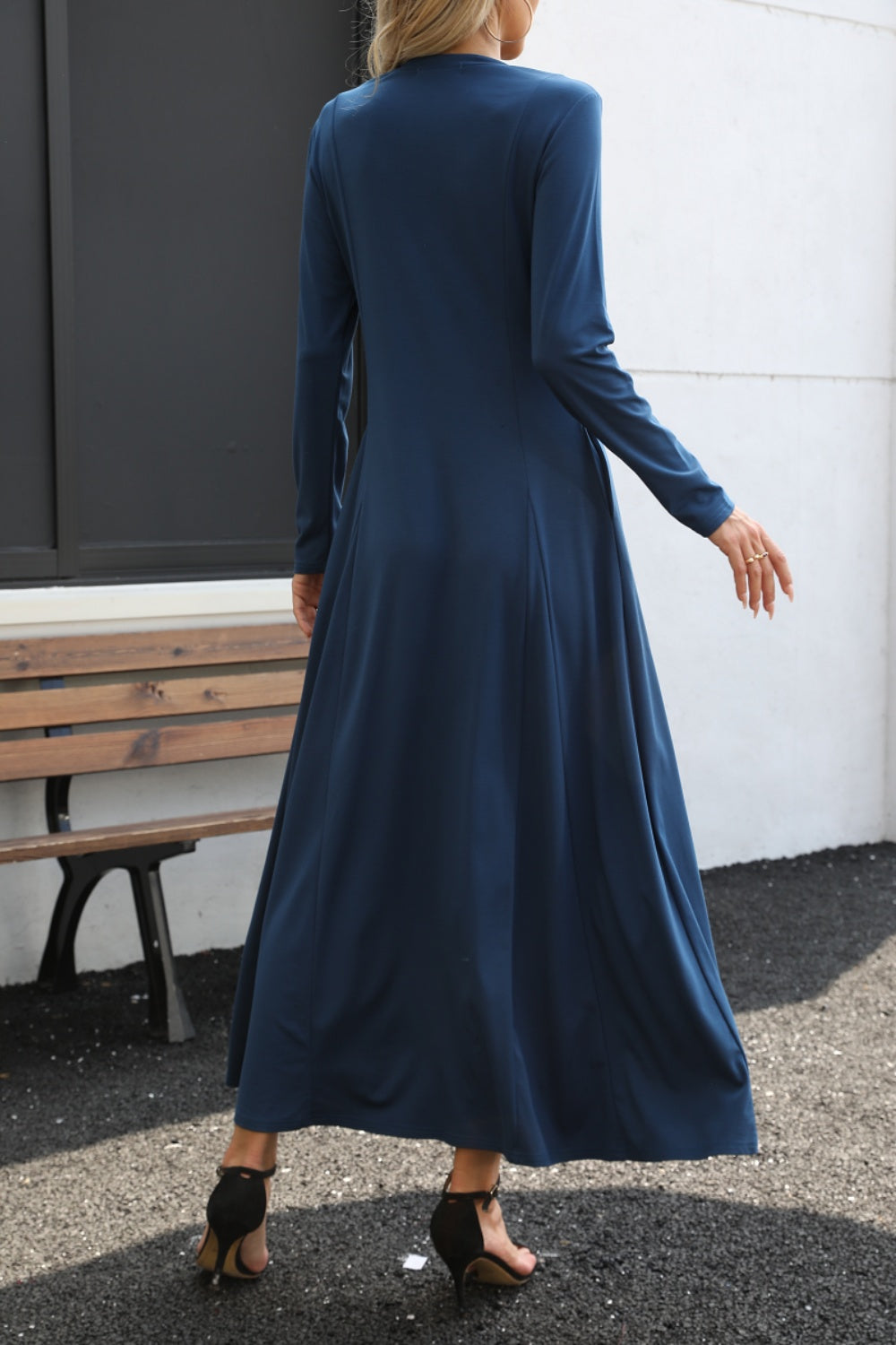 Round Neck Long Sleeve Maxi Dress